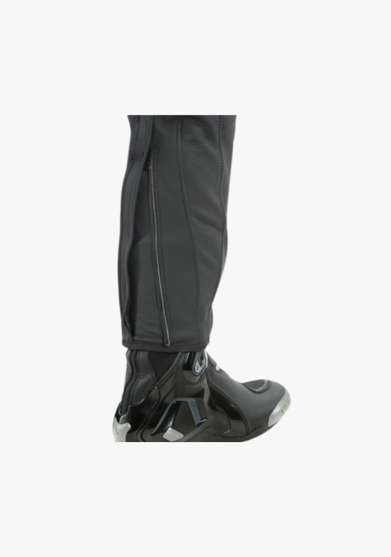 DAINESE PONY 3 MOTORCYCLE PANTS WCL Helmet
