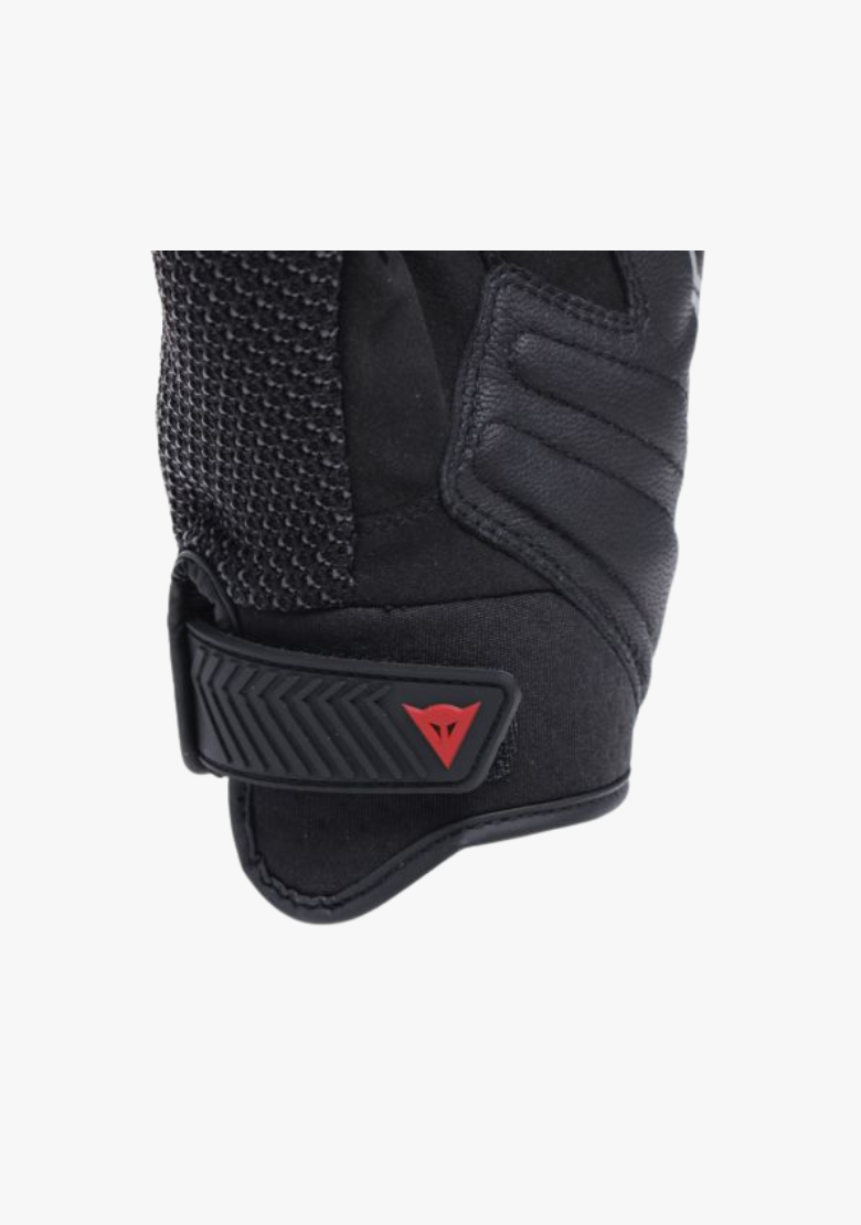 DAINESE NAMIB GLOVES WCL Helmet