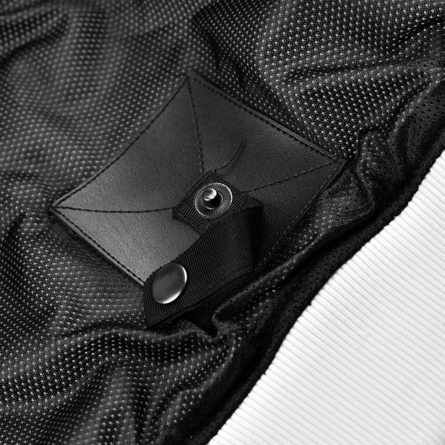 WCL Zippered Armoured Kevlar Lined Motorcycle Riding Hoodie w/t CE Level 1 Armor - White